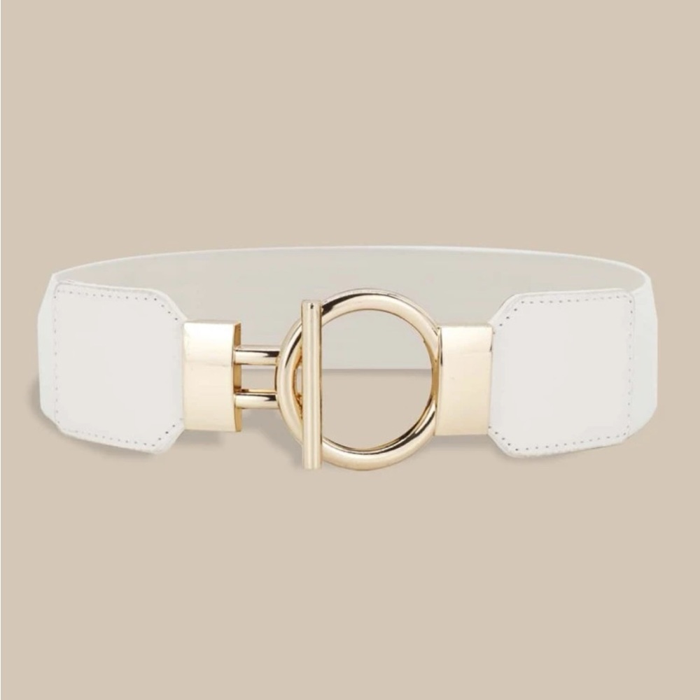 NWT One Size White Elastic Belt